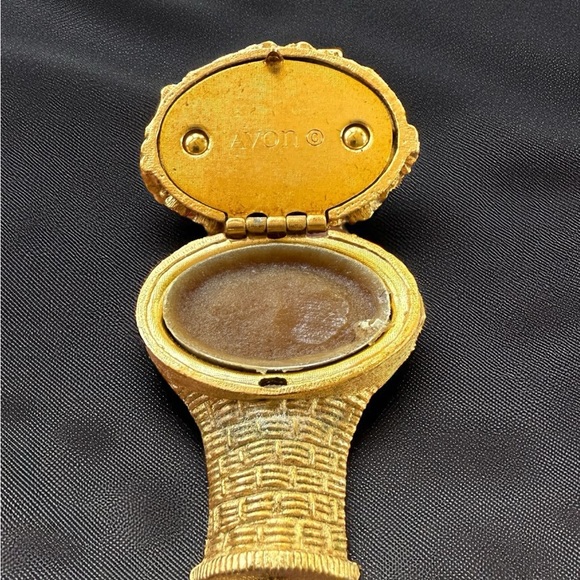 Jewelry - Vintage Sign Gold Tone Floral Basket Perfume Brooch Pin